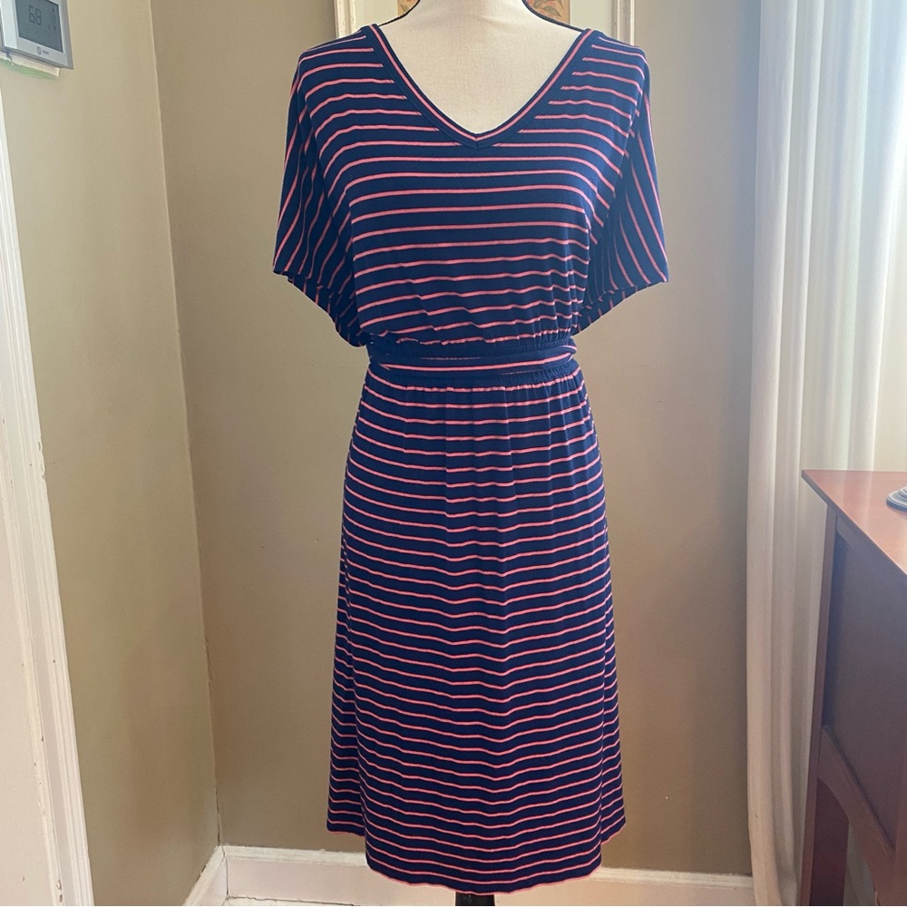 Lands’ End Navy & Coral Striped V-Neck Cinched Stretch Waist Midi Dress Plus 1X - Picture 9 of 9
